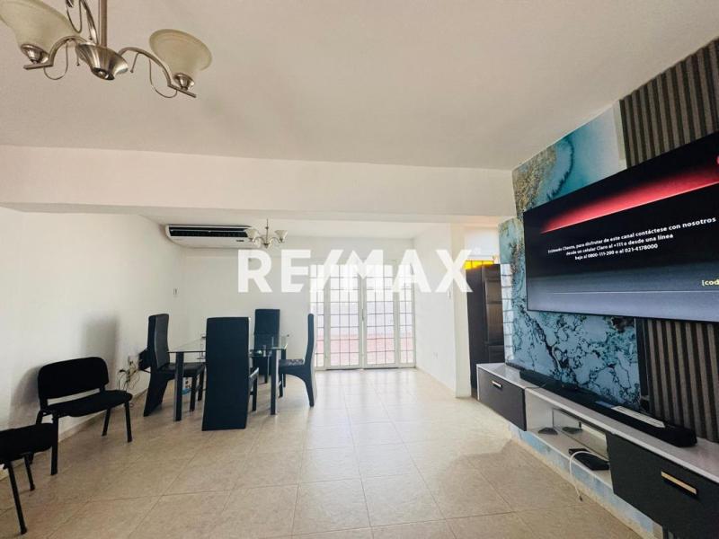 En Venta Casa o TownHouse PUERTA MARAVEN , CALLE SAN ROMAN