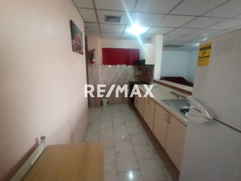 En Alquiler Apartamento Avenida Pumarrosa, Caja de Agua, Punto Fijo, Falcón, 4102, VEN