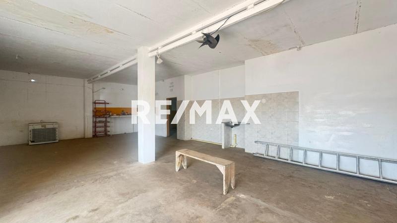 En Alquiler Local Comercial Puerta Maraven, Cardón, Falcón, 4154, VEN