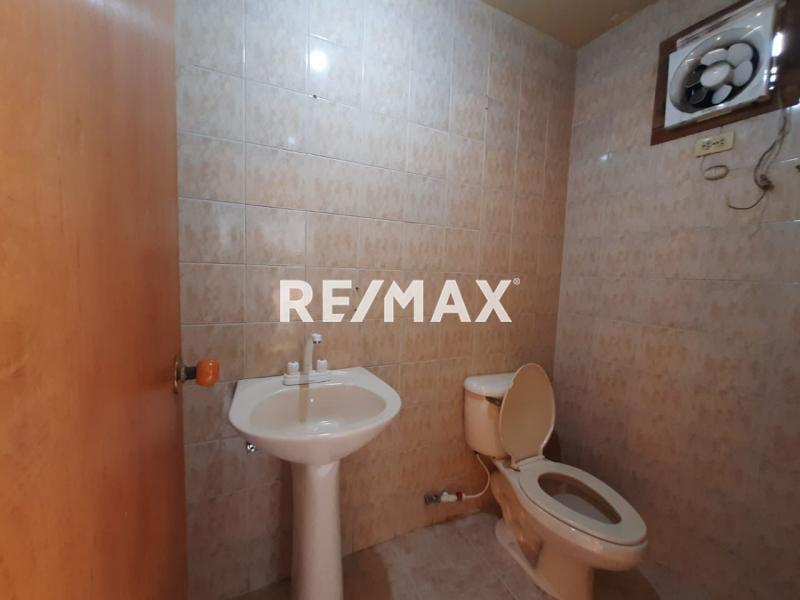 En Venta Edificio Calle Arismendi, Punto Fijo Municipio Carirubana, Estado Falcon. VEN