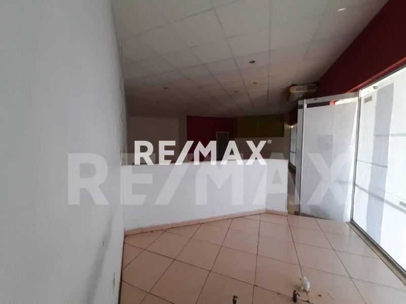 En Alquiler Local Comercial Calle Monagas, Centro, Punto Fijo, Falcón, 4102, VEN