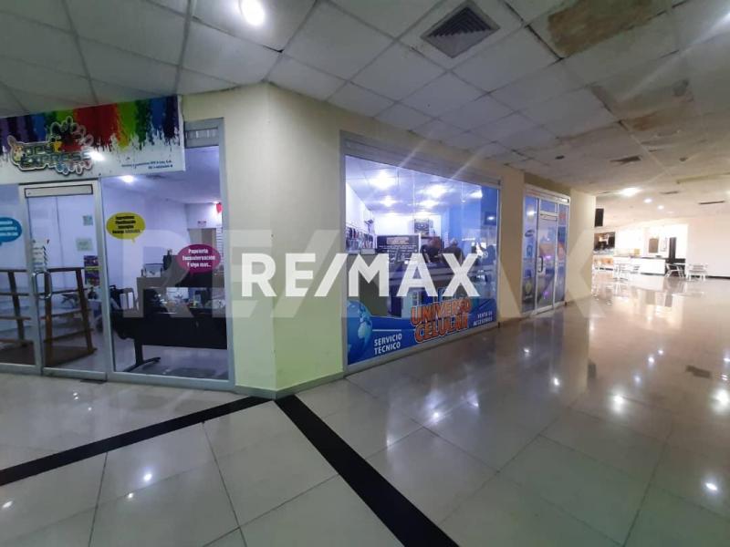 En Alquiler Local Comercial Calle Monagas, Centro, Punto Fijo, Falcón, 4102, VEN