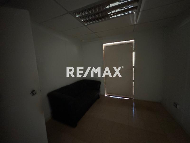 En Alquiler Local Industrial y Galpón Callejón Altagracia, Centro, Punto Fijo, Falcón, 4102, VEN