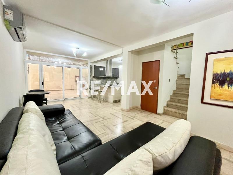 En Alquiler Casa o TownHouse Urbanización terrazas del caribe