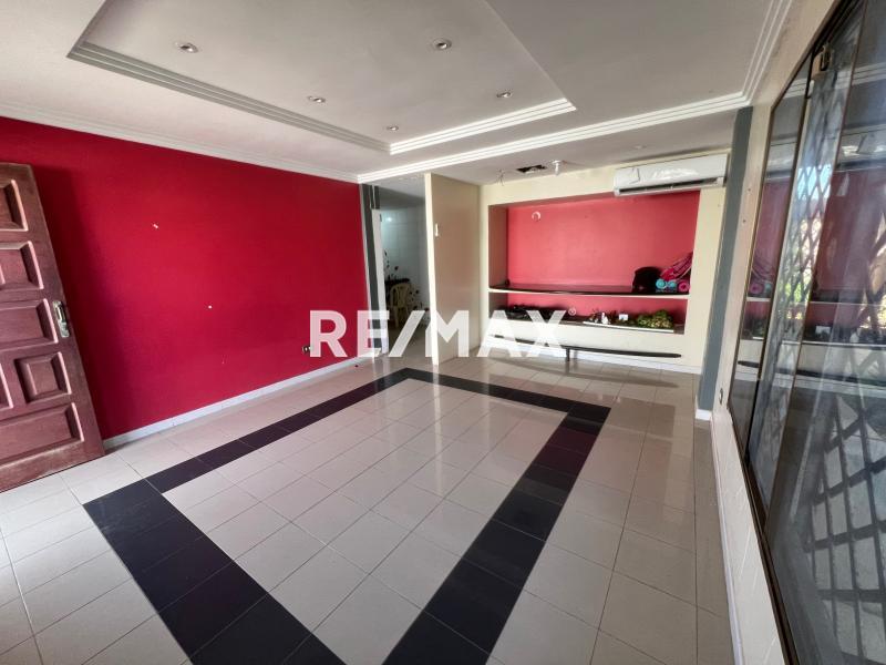 En Venta Casa o TownHouse Puerta Maraven, Urb Manaure