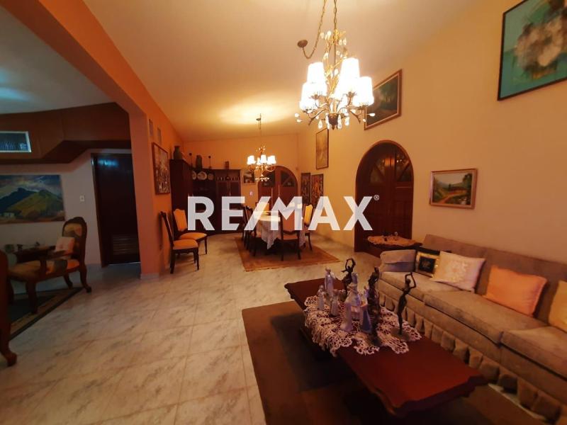 En Venta Casa o TownHouse Puerta Maraven, Urb Manaure