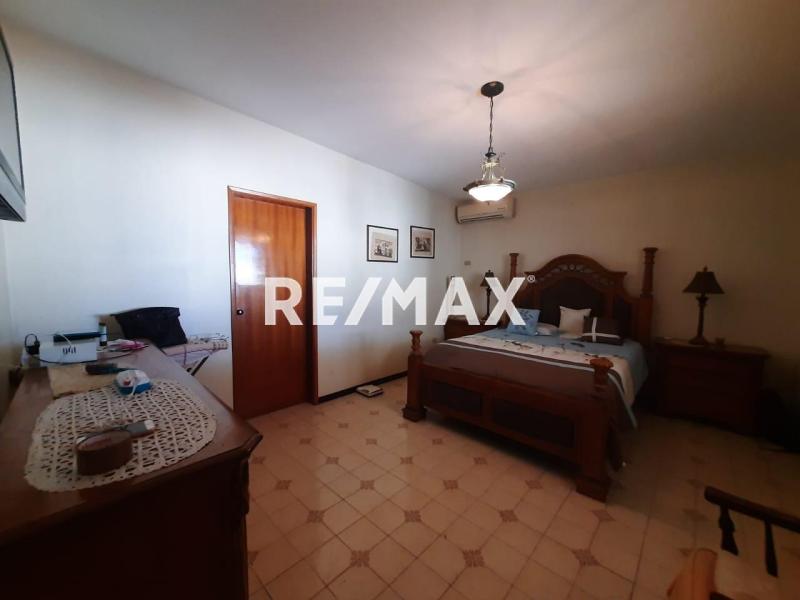 En Venta Casa o TownHouse Puerta Maraven, Urb Manaure