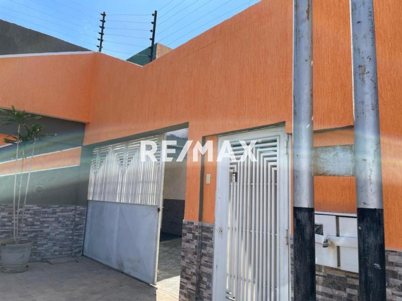 En Alquiler Casa o TownHouse Puerta Maraven