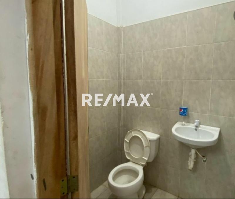 En Venta Local Industrial y Galpón Urb. Brisamar, Cardón, Falcón, 4154, VEN