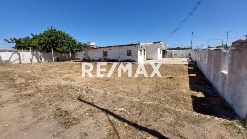 En Venta Terreno y Parcela puerta maraven