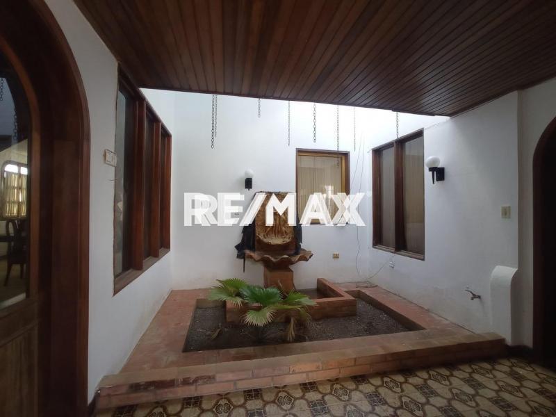 En Venta Casa o TownHouse Urbanización Judibana, Falcón, Venezuela.