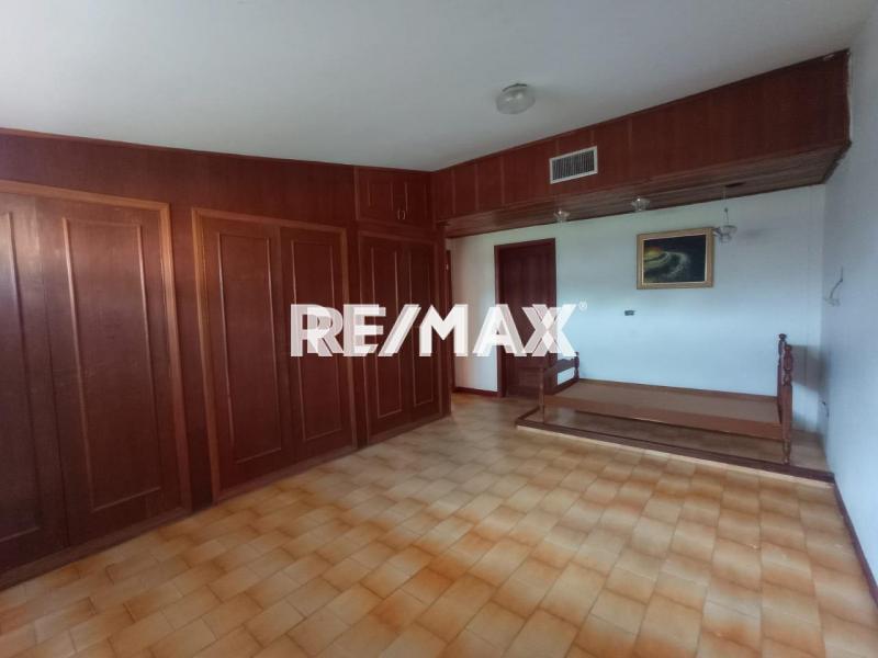 En Venta Casa o TownHouse Urbanización Judibana, Falcón, Venezuela.