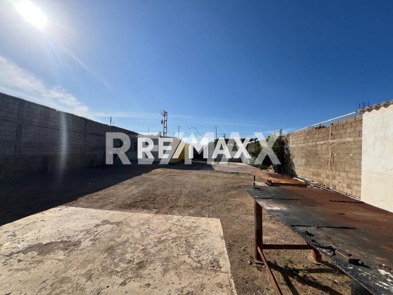 En Alquiler Local Industrial y Galpón Guaranao, Punto Fijo, Falcón, 4167, VEN