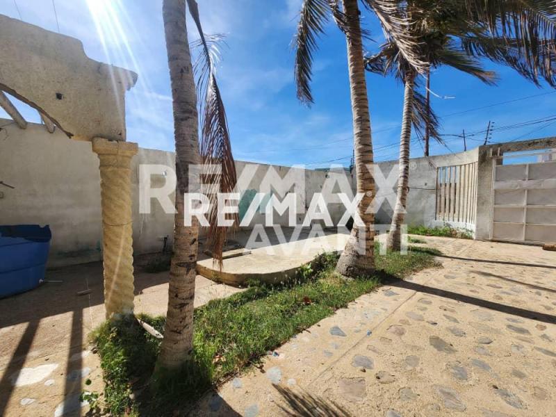 En Venta Casa o TownHouse Villa Marina, Falcón, VEN