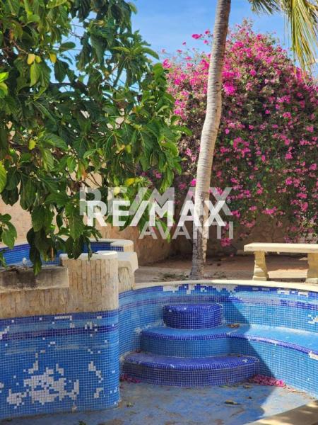 En Venta Casa o TownHouse Villa Marina, Falcón, VEN