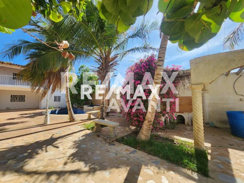 En Venta Casa o TownHouse Villa Marina, Falcón, VEN