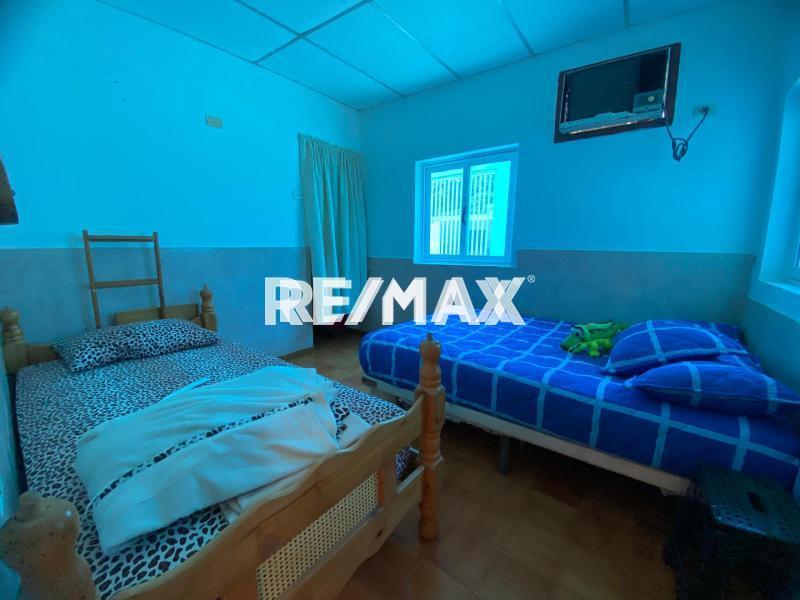 En Venta Casa o TownHouse Adicora, Falcón, 4142, VEN