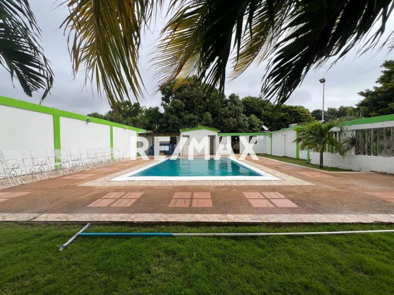 En Venta Casa o TownHouse Adicora, Falcón, 4142, VEN