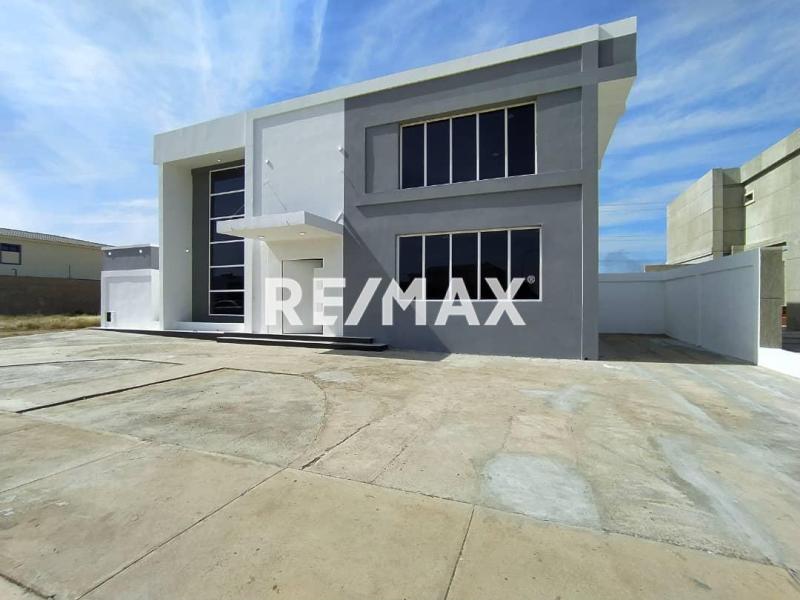 En Venta Casa o TownHouse Conjunto Residencial Amantea, Zarabon, Punto Fijo, Carirubana, Punta Cardón, Falcón, 4154, VEN