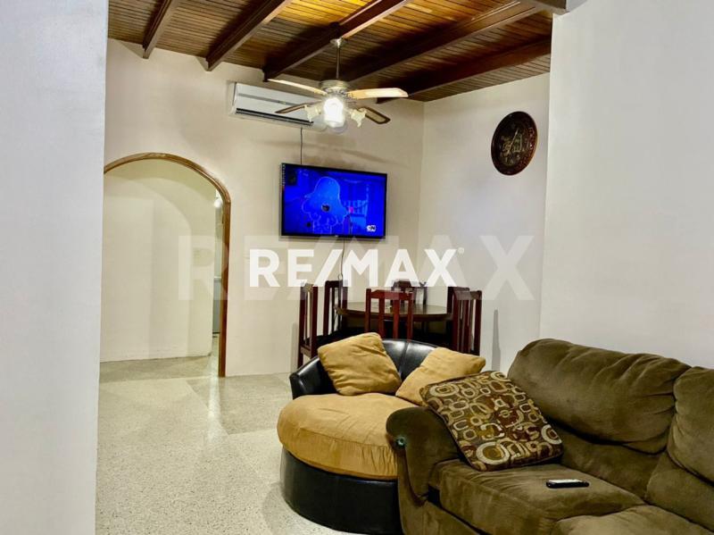 En Venta Casa o TownHouse Avenida 11, Puerta Maraven, Cardón, Falcón, 4154, VEN