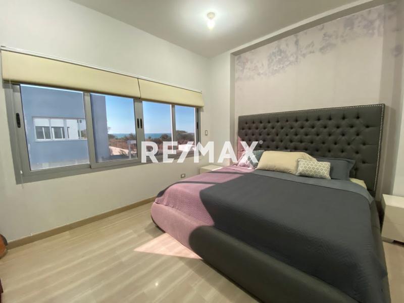 En Venta Casa o TownHouse Avenida 11, Puerta Maraven, Cardón, Falcón, 4154, VEN