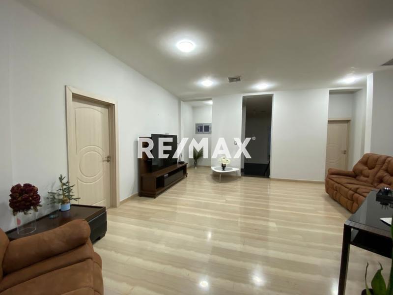 En Venta Casa o TownHouse Avenida 11, Puerta Maraven, Cardón, Falcón, 4154, VEN