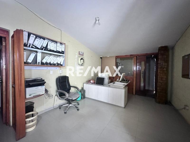 En Alquiler Local Comercial Cc Galerías paraguana, Puerta maraven