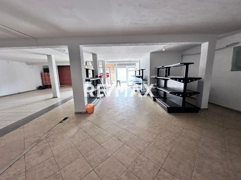 En Alquiler Local Comercial Avenida Ollarvides, Puerta Maraven, Cardón, Falcón, 4154, VEN