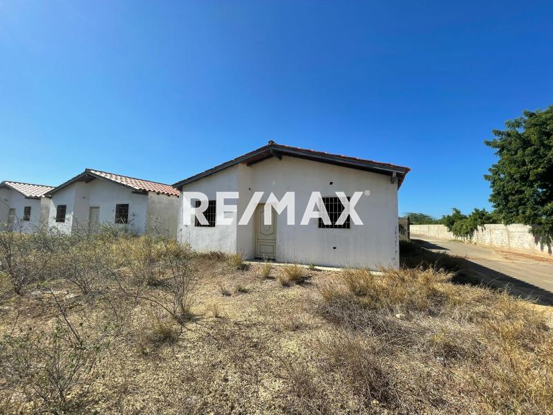 En Venta Casa o TownHouse Avenida Principal de Guanadito, Guanadito, Falcón, 4148, VEN