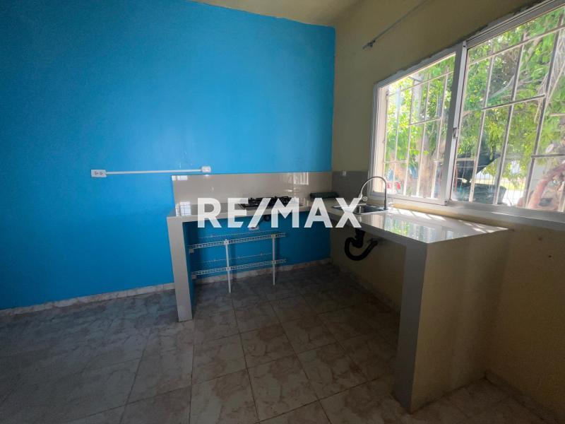 En Alquiler Apartamento PUERTA MARAVEN , CALLE ESCONDIDA