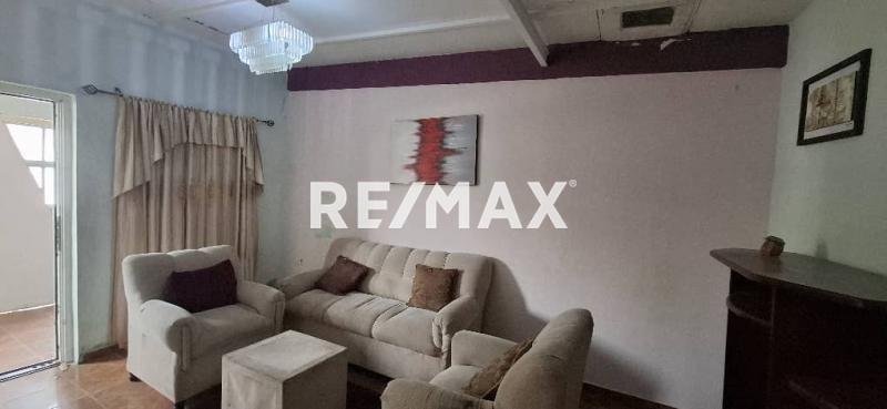 En Venta Casa o TownHouse Urbanización Las Adjuntas