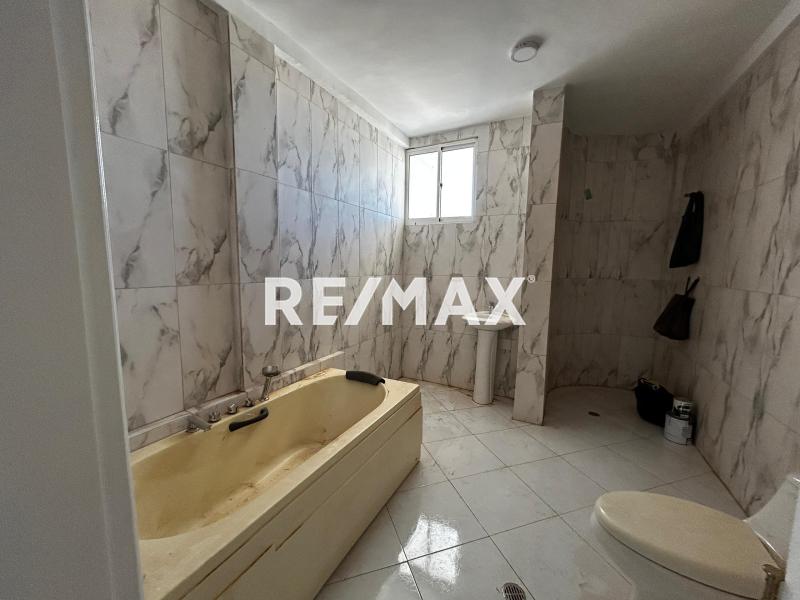 En Venta Casa o TownHouse Urbanización Las Adjuntas