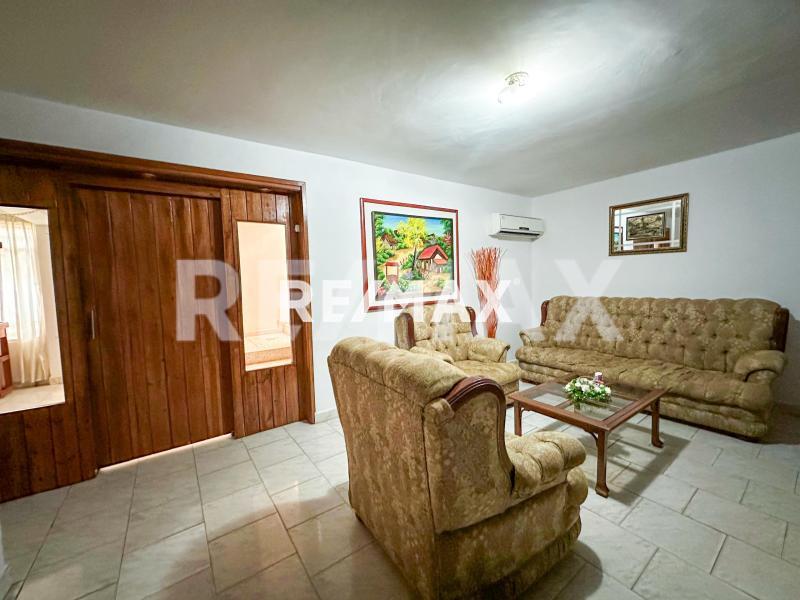 En Venta Casa o TownHouse Urbanización Las Adjuntas