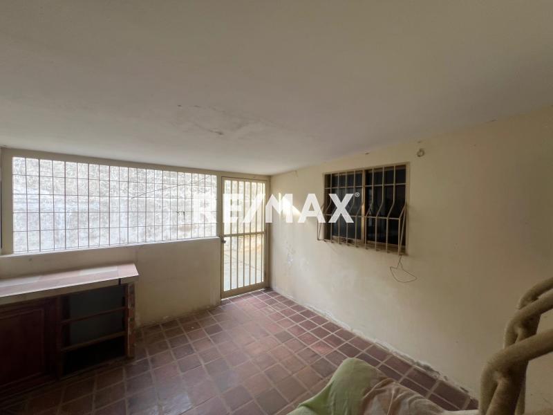 En Venta Casa o TownHouse Urb Santa Irene, Punto fijo