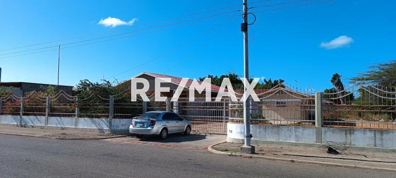 En Venta Casa o TownHouse Calle Alta Vista, Santa Irene, Punto Fijo, Carirubana, Punta Cardón, Falcón, 4102, VEN