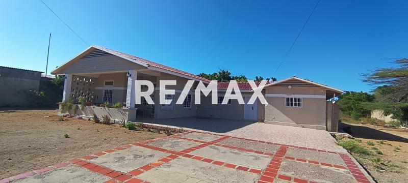 En Venta Casa o TownHouse Calle Alta Vista, Santa Irene, Punto Fijo, Carirubana, Punta Cardón, Falcón, 4102, VEN