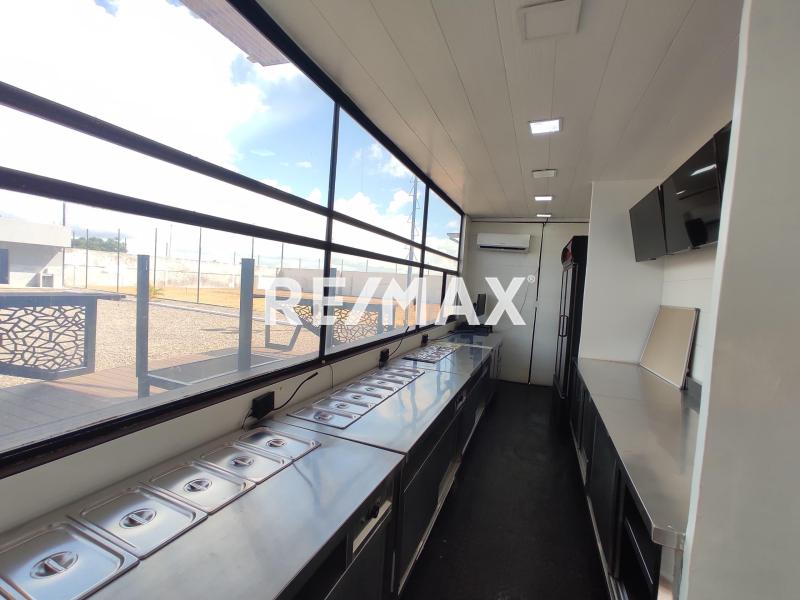 En Alquiler Local Industrial y Galpón Sector Ezequiel Zamora, Punto Fijo, Carirubana, Falcón, 4102, VEN