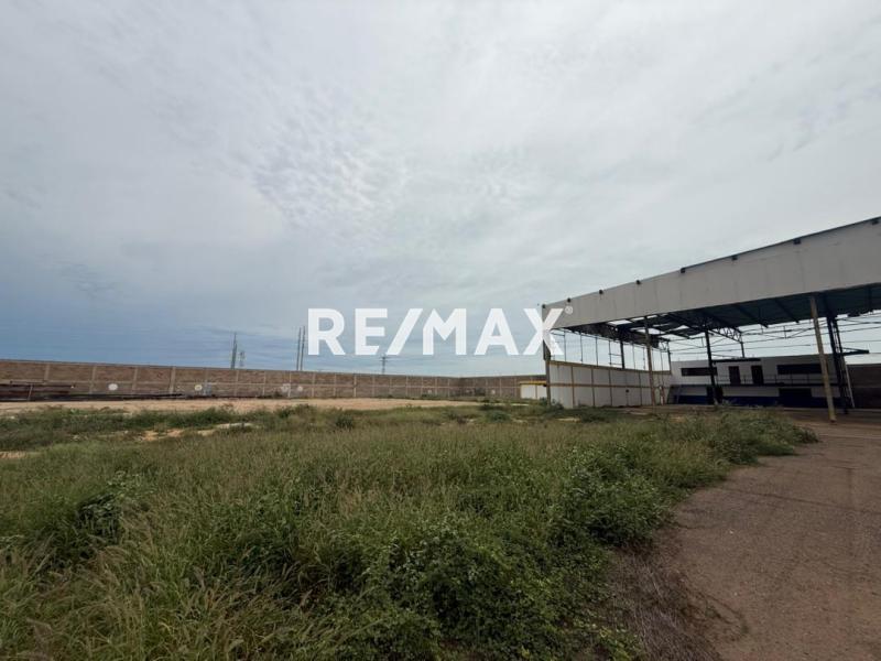 En Alquiler Local Industrial y Galpón Sector Ezequiel Zamora, Punto Fijo, Carirubana, Falcón, 4102, VEN