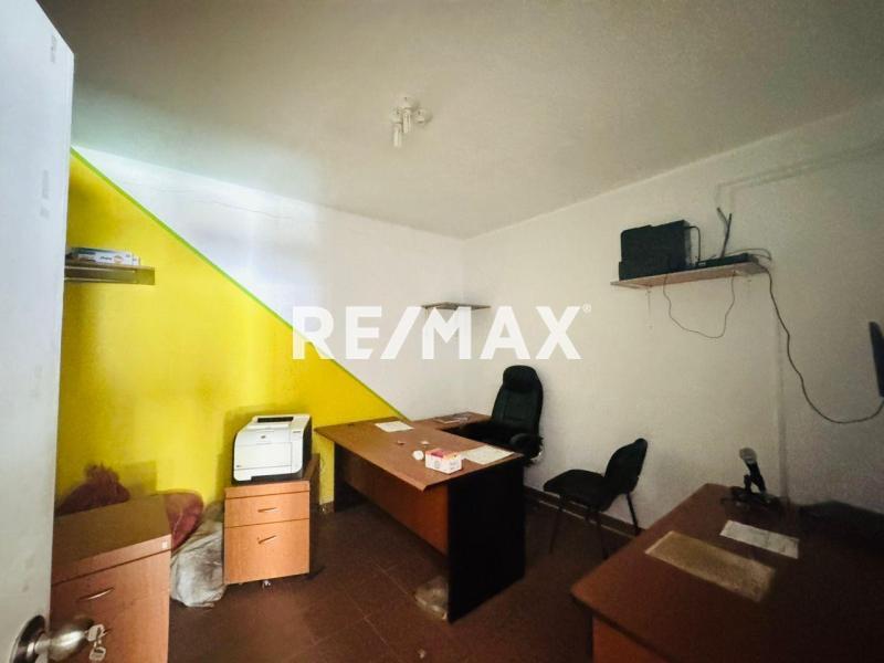 En Alquiler Local Industrial y Galpón Sector Cujicana, Punto Fijo, Estado Falcon, VEN.