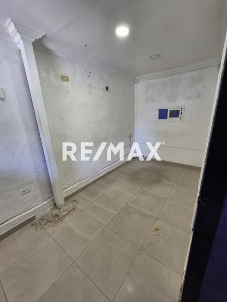 En Alquiler Local Industrial y Galpón Sector Cujicana, Punto Fijo, Estado Falcon, VEN.