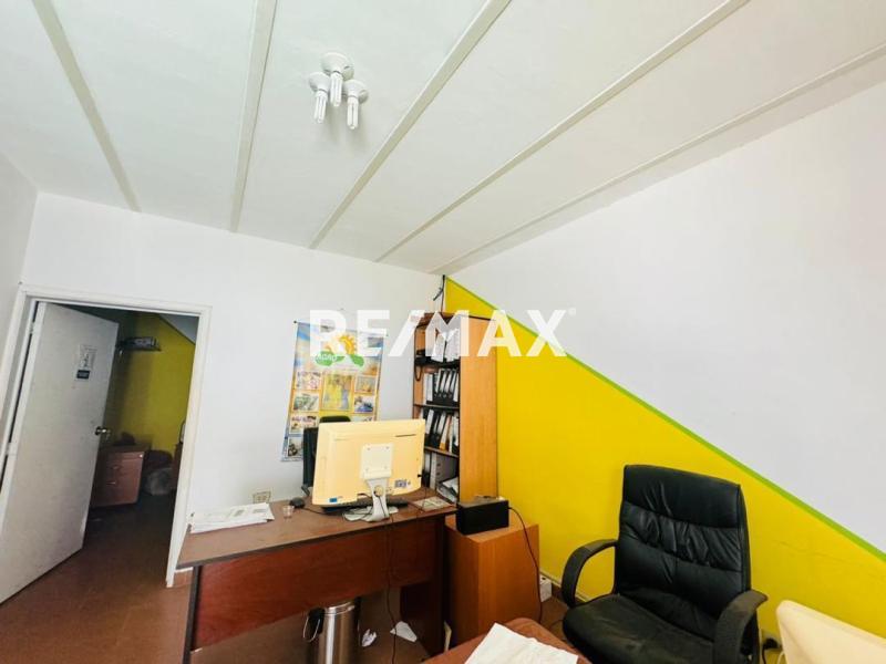 En Venta Local Industrial y Galpón Cujicana