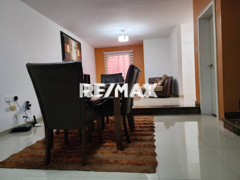 En Venta Casa o TownHouse URB LAS VIRTUDES