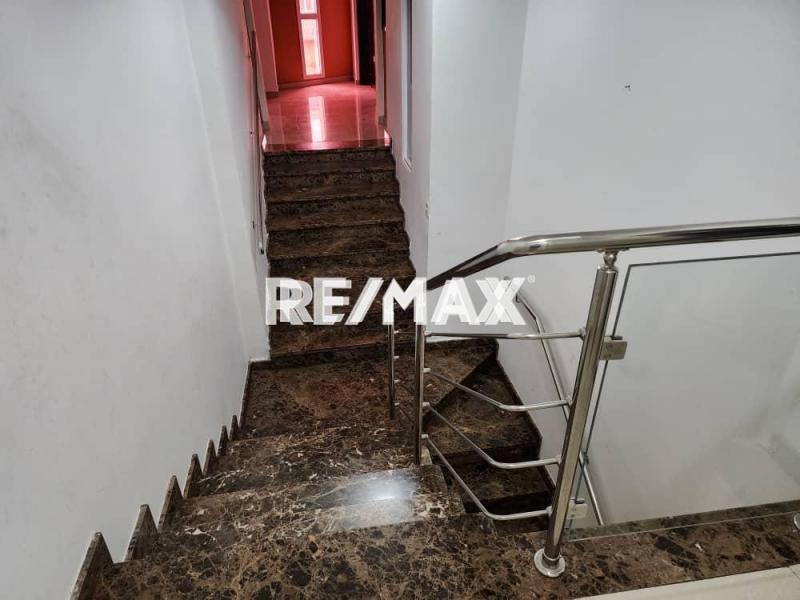 En Venta Casa o TownHouse URB LAS VIRTUDES