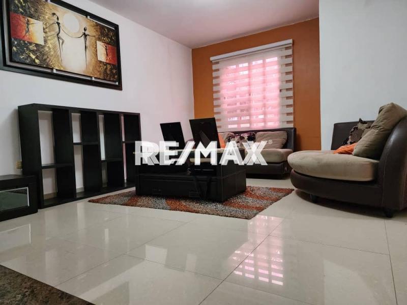 En Venta Casa o TownHouse URB LAS VIRTUDES