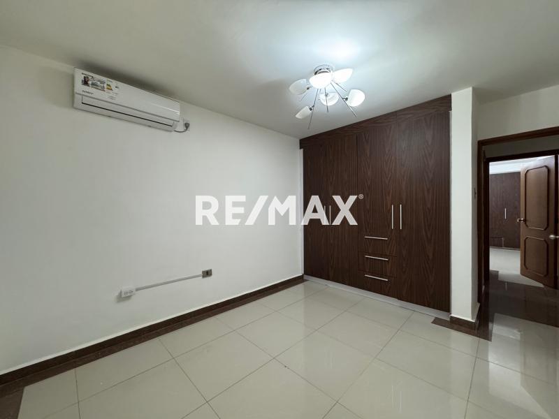 En Alquiler Casa o TownHouse Urb. Bahimar puerta Maraven