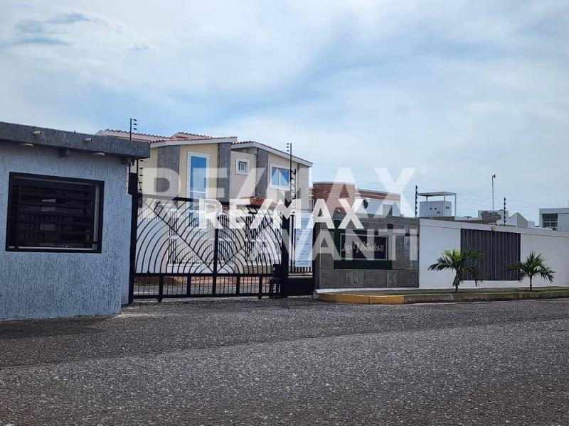 En Venta Terreno y Parcela Urbanización Las Virtudes 2