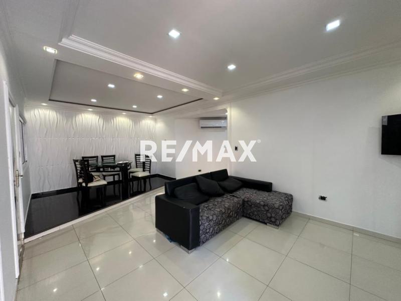 En Alquiler Casa o TownHouse Casacoima Punto Fijo, Falcón, 4102, VEN