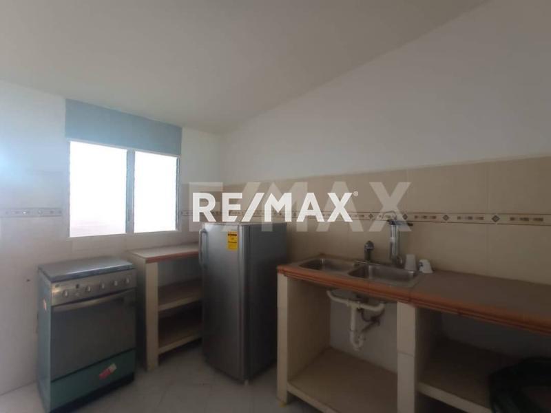 En Alquiler Casa o TownHouse Av. Principal de Bella Vista, Punto Fijo Estado Falcon