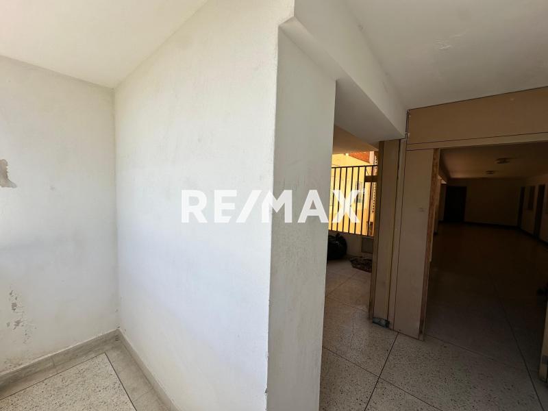 En Venta Local Comercial Calle Colombia, Centro, Punto Fijo, Falcón, 4102, VEN