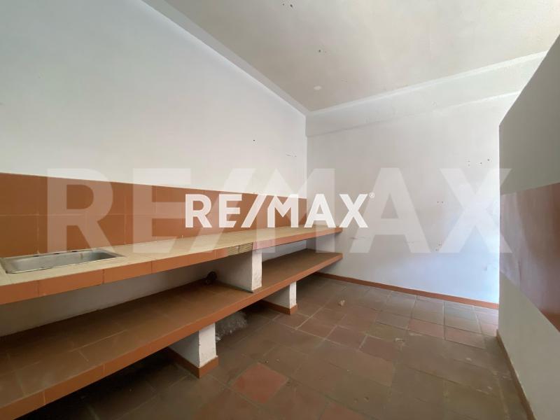 En Venta Local Comercial Calle Colombia, Centro, Punto Fijo, Falcón, 4102, VEN